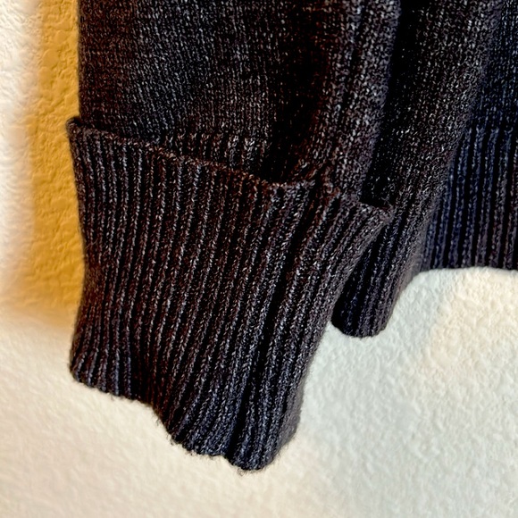 Pink Clover Long Sleeve Crewneck Sweater Dark Charcoal Heather Size XL - Picture 4 of 7